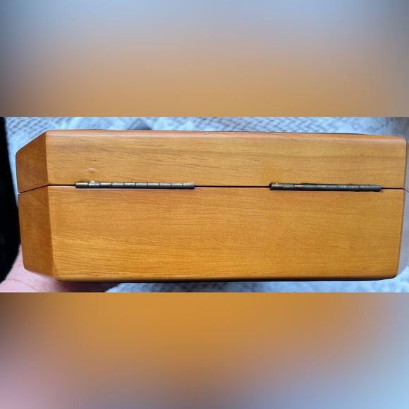 Marilyn Monroe 🆕/Vintage from 2002 Wooden Bag by Cielo Creations, tags attached - Picture 4 of 15